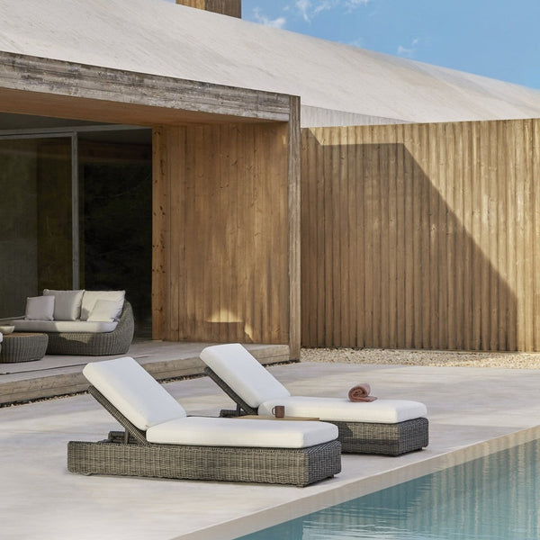 Heritage Outdoor Sunbed
