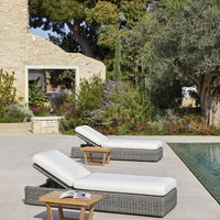 Heritage Outdoor Sunbed w/ Arms