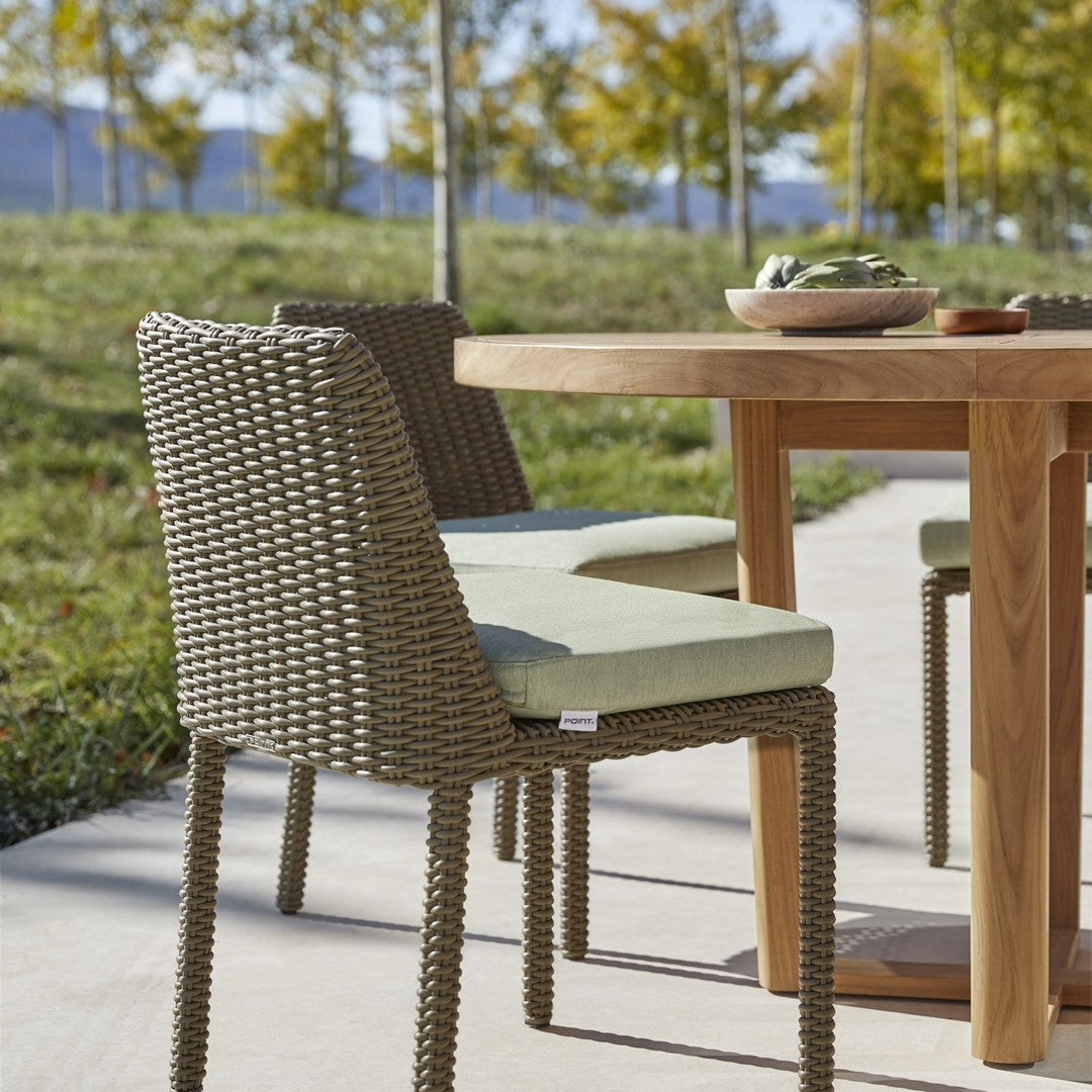 Heritage Outdoor Dining Table - Round