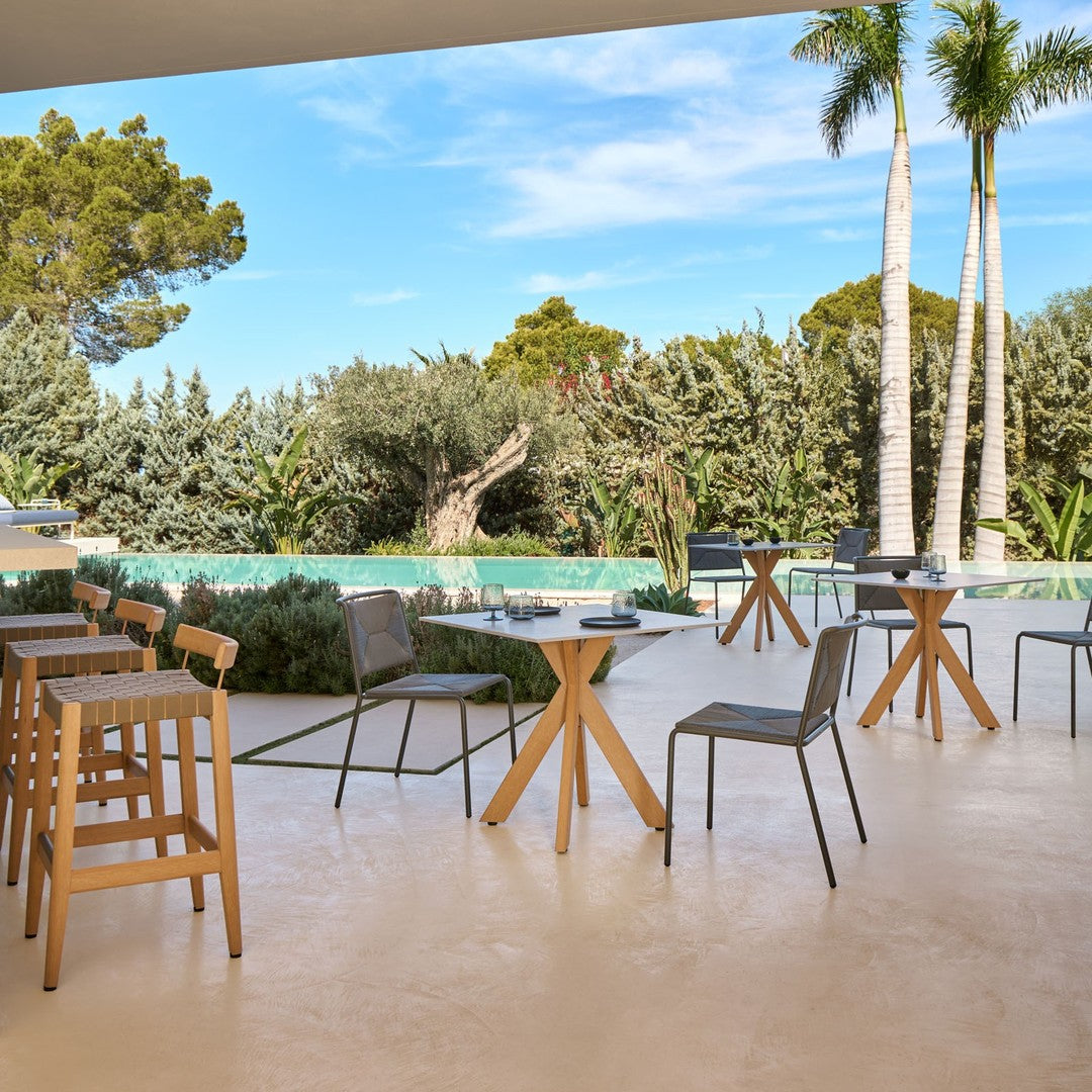 Kubik Outdoor Pedestal Cafe Table - Square