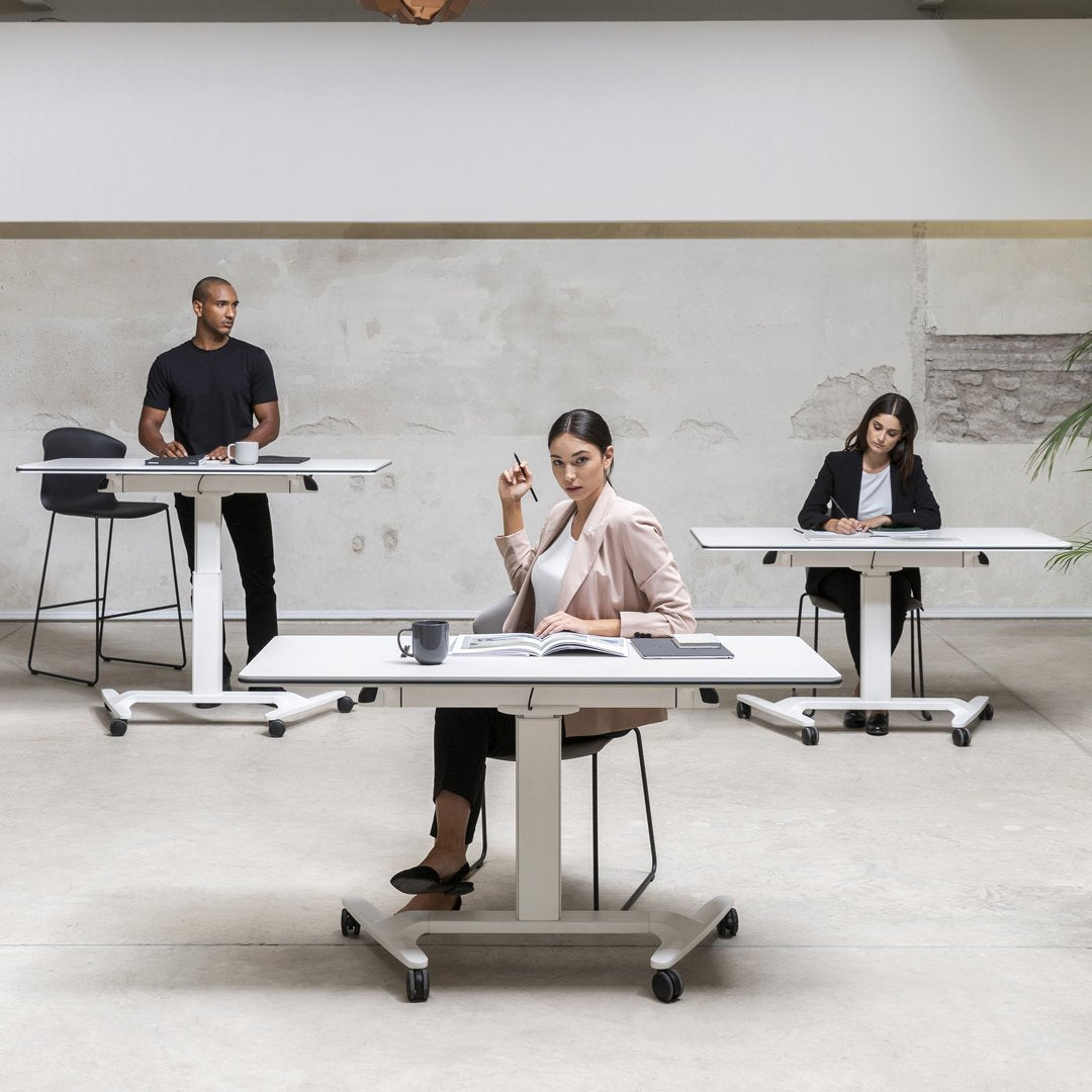 Talent 500 Elevate Desk