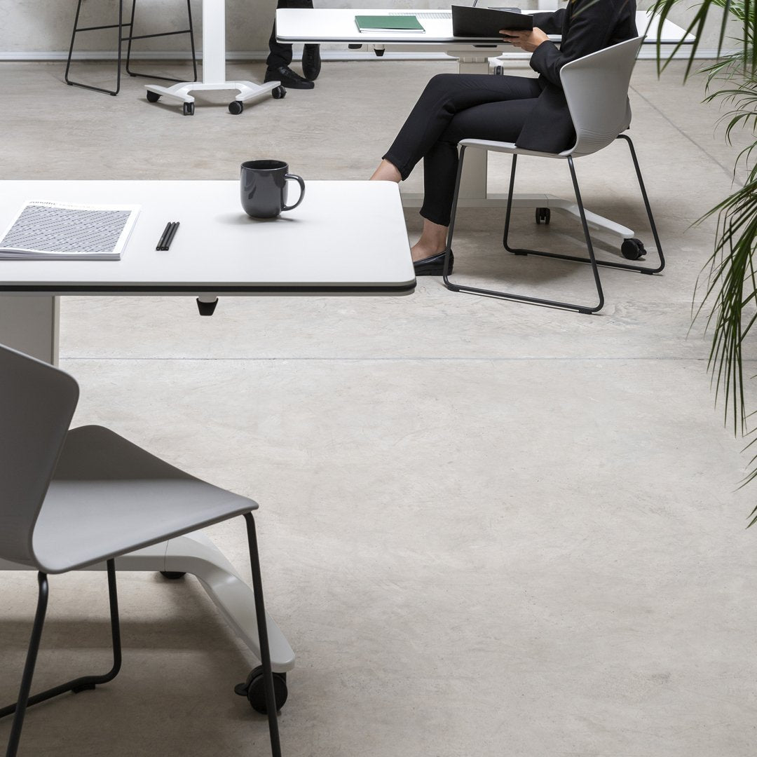 Talent 500 Elevate Desk