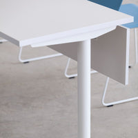 Talent 100 Straight Desk