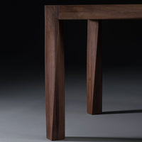 Torsio Dining Table